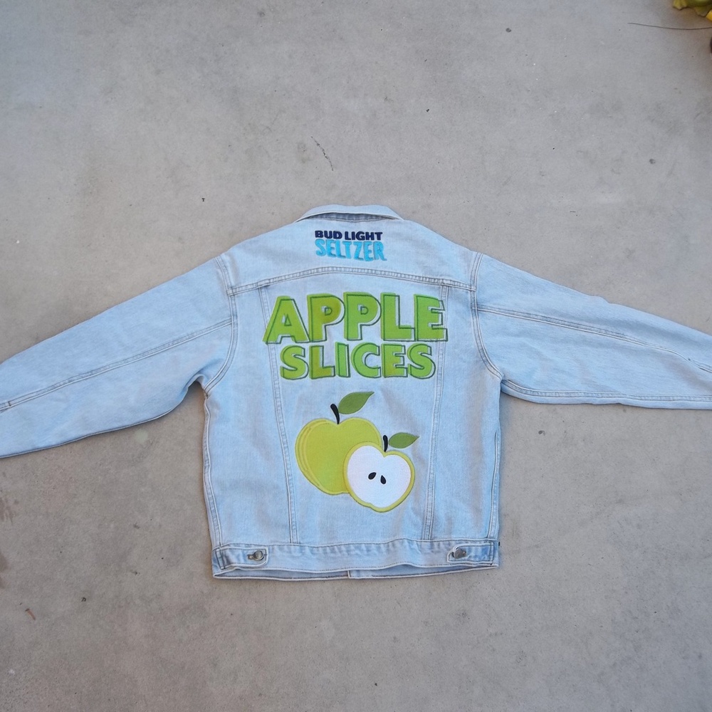 Denim Jacket Medium Bud Light Seltzers Apple Slices Embroidered Logo Promotional